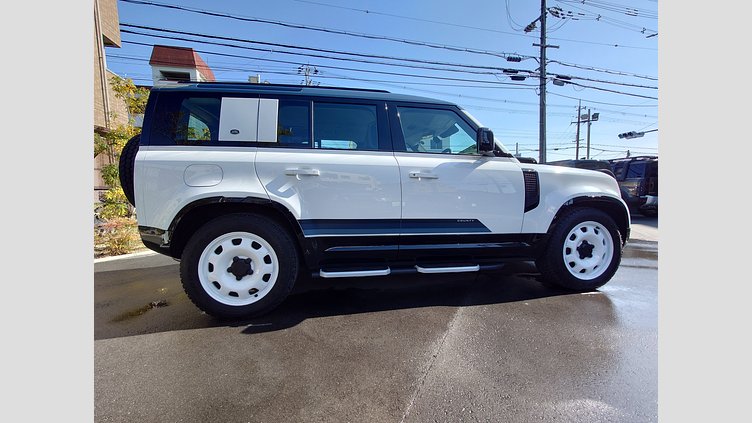 2024 認定中古車 Land Rover Defender 110 フジホワイト D300 AWD（AT） S