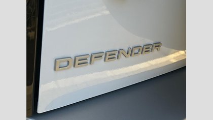 Defender 110 61