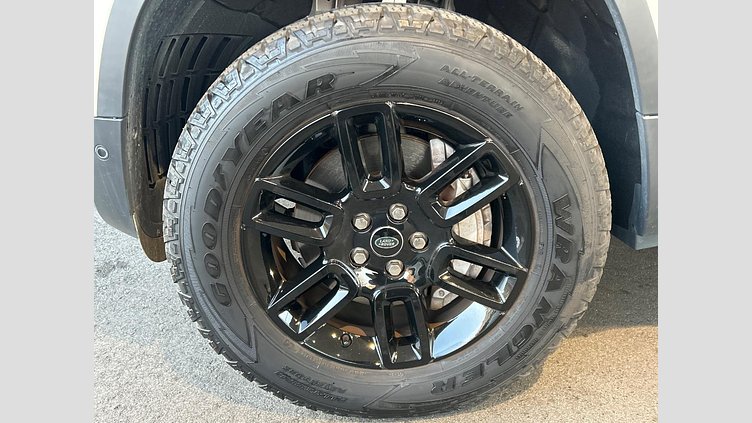 2023 認定中古車 Land Rover Defender 110 フジホワイト D300 AWD（AT） S