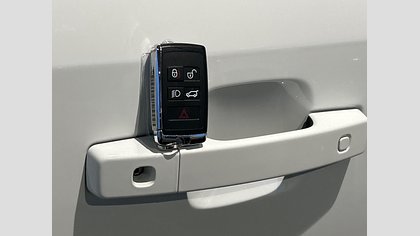 Defender 110 66
