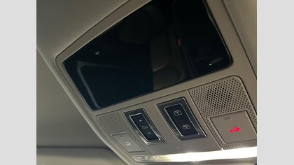 Defender 110 49