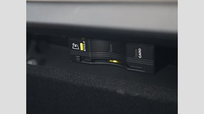 Range Rover Velar 66