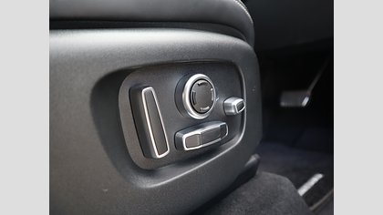 Range Rover Velar 45