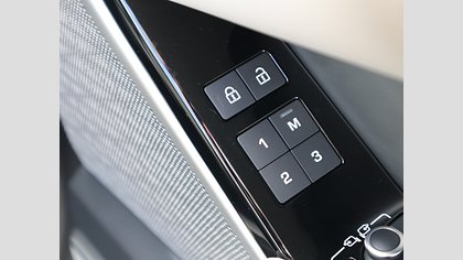 Range Rover Velar 43