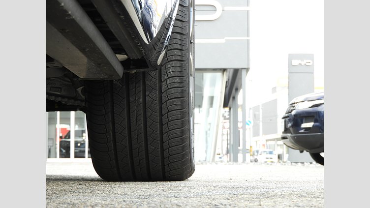 2021 認定中古車 Land Rover Range Rover Velar アイガーグレイ P250 AWD（オートマチック） R-DYNAMIC HSE