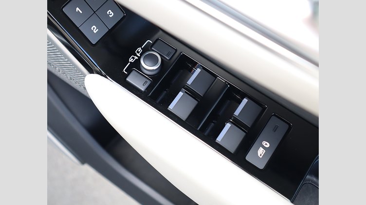 2021 認定中古車 Land Rover Range Rover Velar アイガーグレイ P250 AWD（オートマチック） R-DYNAMIC HSE