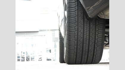 Range Rover Velar 24