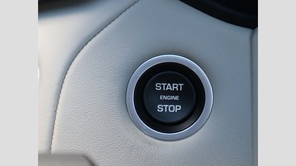 Range Rover Velar 60