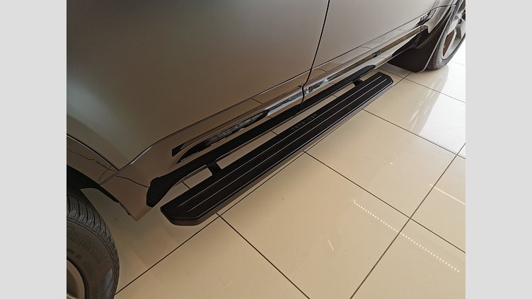 2023 認定中古車 Land Rover Defender 110 カルパチアングレイ P525 AWD (AT) V8 CARPATHIAN EDITION