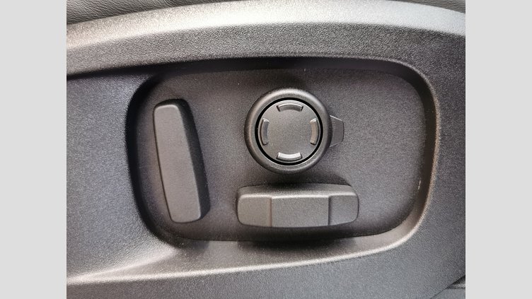 2023 認定中古車 Land Rover Defender 110 カルパチアングレイ P525 AWD (AT) V8 CARPATHIAN EDITION