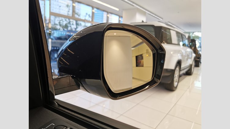 2024 認定中古車 Land Rover Discovery Sport オストゥーニパールホワイト P250（ガソリン） 標準ホイール DYNAMIC SE