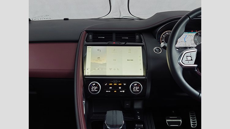 2024 認定中古車 Jaguar E-Pace オストゥーニパールホワイト D200マイルドハイブリッド（ディーゼル） R-DYNAMIC SE