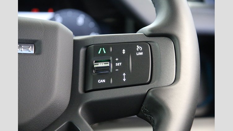 2024 認定中古車 Land Rover Defender 110 フジホワイト D350 ディーゼルマイルドハイブリッド X-Dynamic HSE