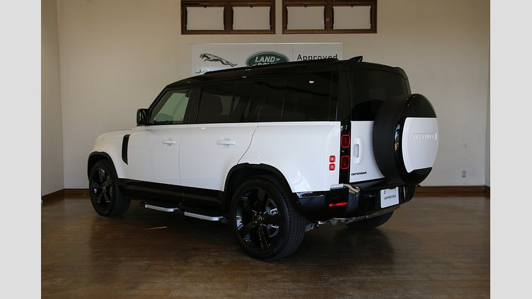 2024 認定中古車 Land Rover Defender 110 フジホワイト D350 ディーゼルマイルドハイブリッド X-Dynamic HSE