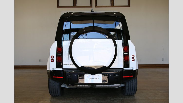 2024 認定中古車 Land Rover Defender 110 フジホワイト D350 ディーゼルマイルドハイブリッド X-Dynamic HSE