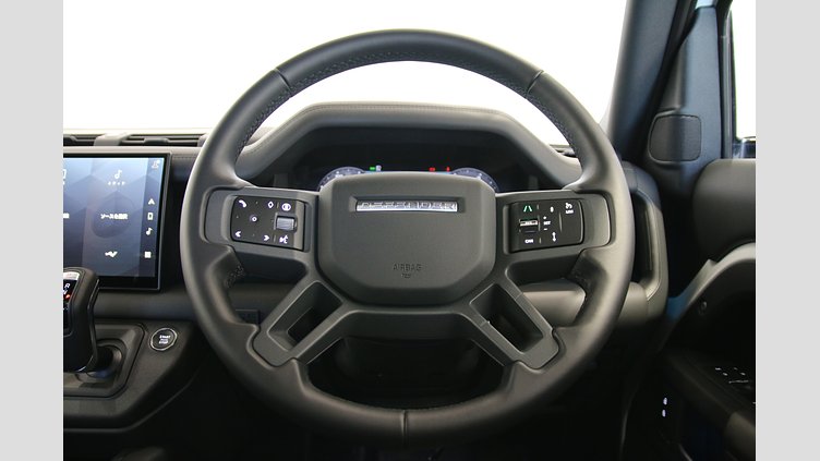 2024 認定中古車 Land Rover Defender 110 フジホワイト D350 ディーゼルマイルドハイブリッド X-Dynamic HSE