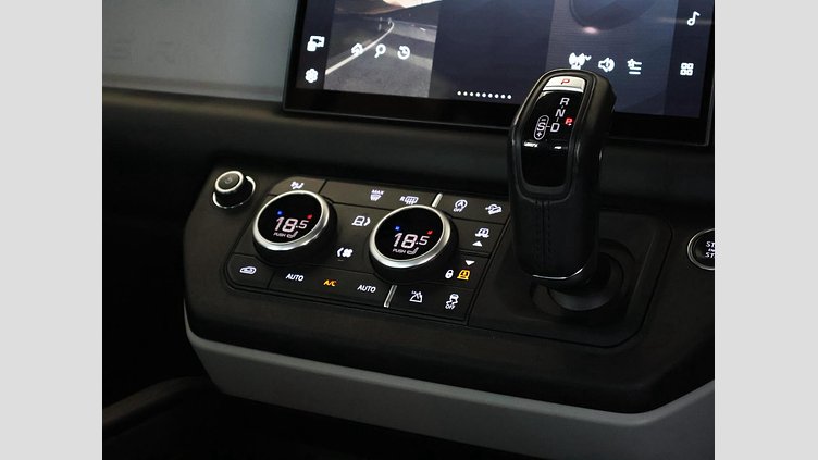 2022 Approved Land Rover Defender 110 Santorini Black D300 D300 X-Dynamic HSE