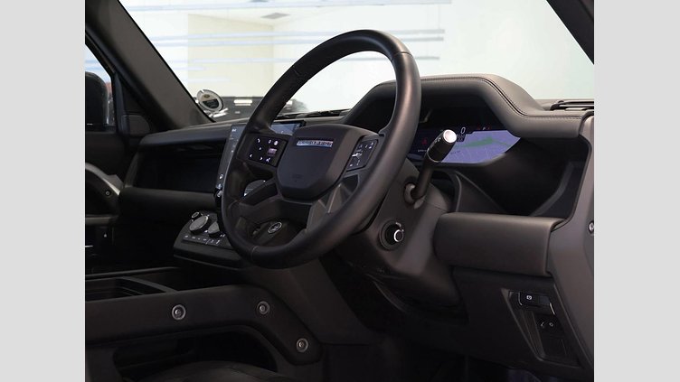 2024 Approved Land Rover Defender 110 Fuji White D300 D300 X-Dynamic HSE