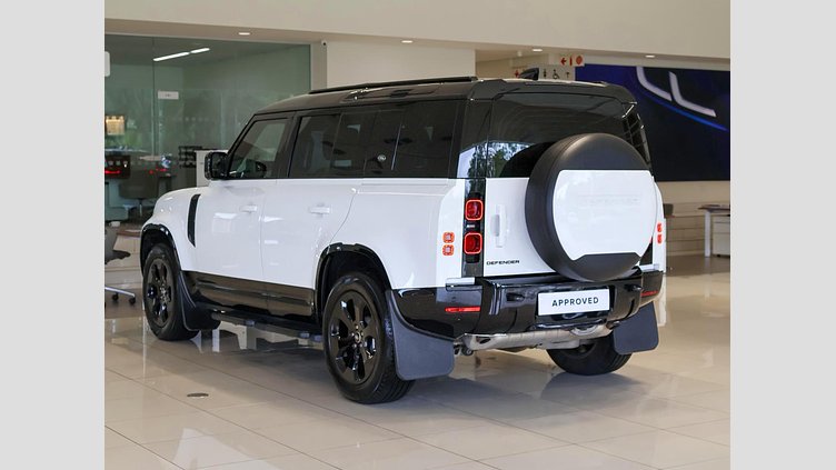 2024 Approved Land Rover Defender 110 Fuji White D300 D300 X-Dynamic HSE