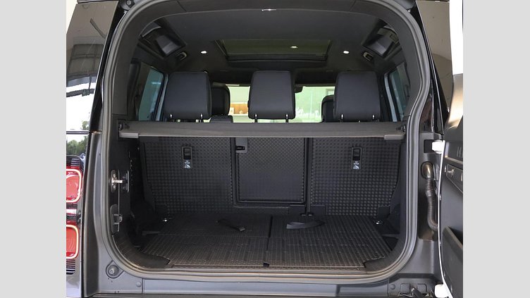 2024 Approved Land Rover Defender 110 Fuji White D300 D300 X-Dynamic HSE