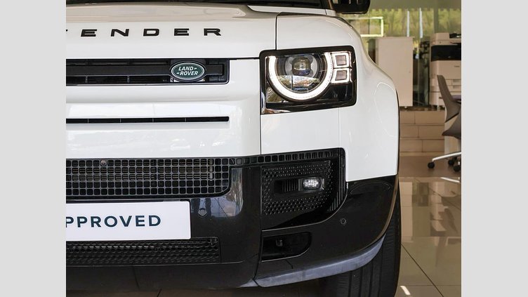 2025 Approved Land Rover Defender 110 Fuji White D350 D350 X-Dynamic HSE