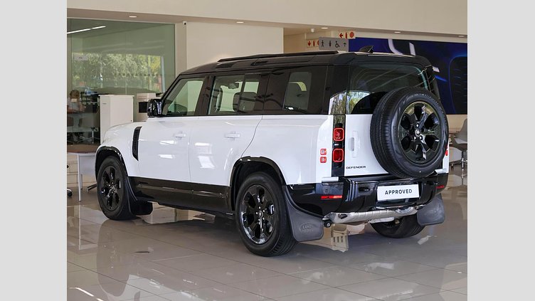 2025 Approved Land Rover Defender 110 Fuji White D350 D350 X-Dynamic HSE