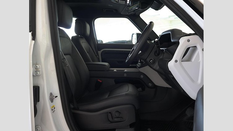 2025 Approved Land Rover Defender 110 Fuji White D350 D350 X-Dynamic HSE