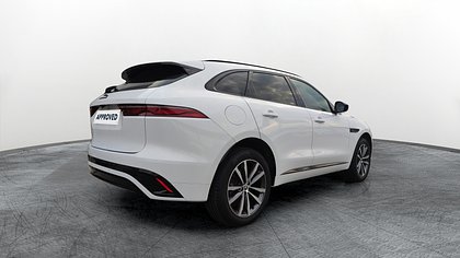 F-Pace 6