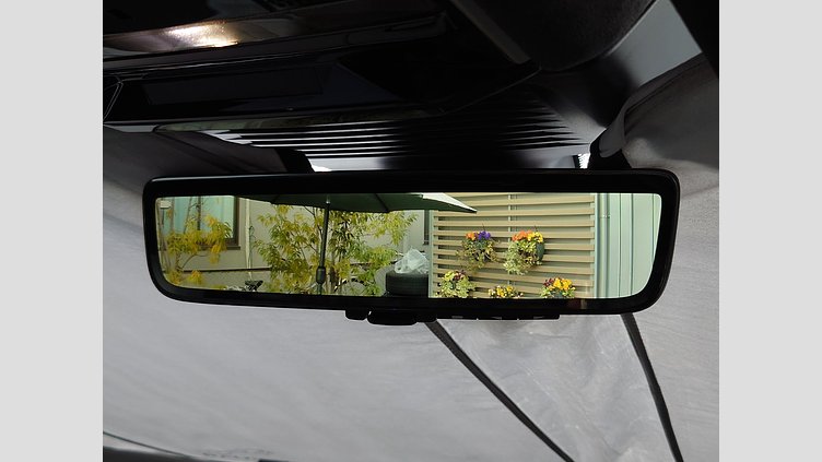 2024 認定中古車 Land Rover Range Rover Sport ジオラグリーン P550eプラグインハイブリッド（ガソリン） スタンダードホイールベース Autobiography