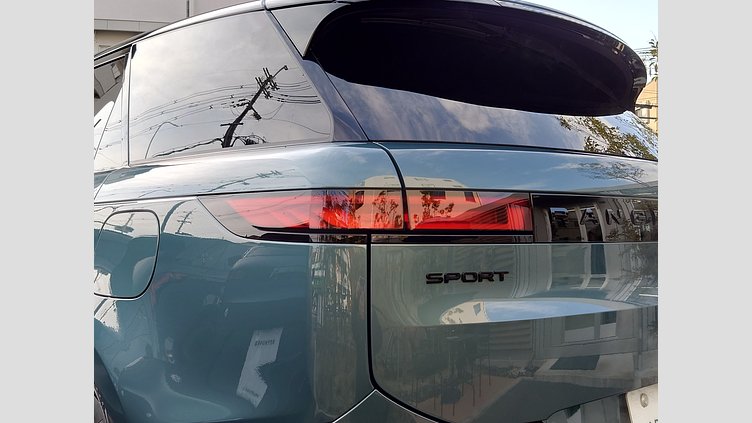 2024 認定中古車 Land Rover Range Rover Sport ジオラグリーン P550eプラグインハイブリッド（ガソリン） スタンダードホイールベース Autobiography