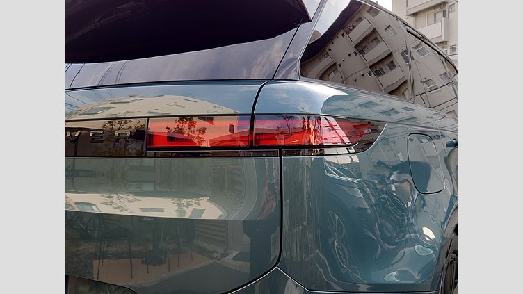 2024 認定中古車 Land Rover Range Rover Sport ジオラグリーン P550eプラグインハイブリッド（ガソリン） スタンダードホイールベース Autobiography