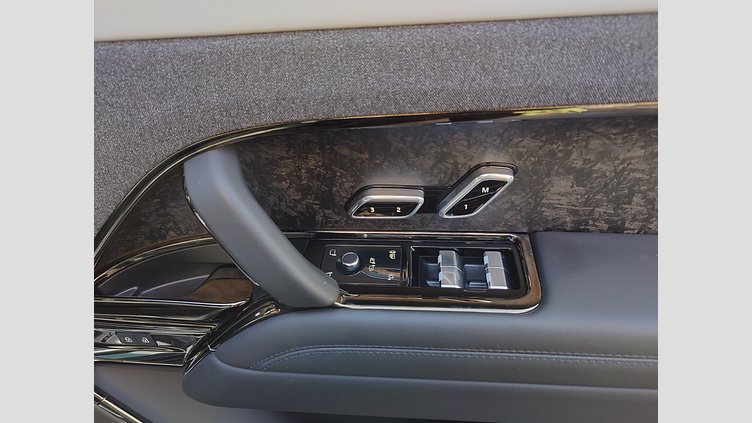 2024 認定中古車 Land Rover Range Rover Sport ジオラグリーン P550eプラグインハイブリッド（ガソリン） スタンダードホイールベース Autobiography