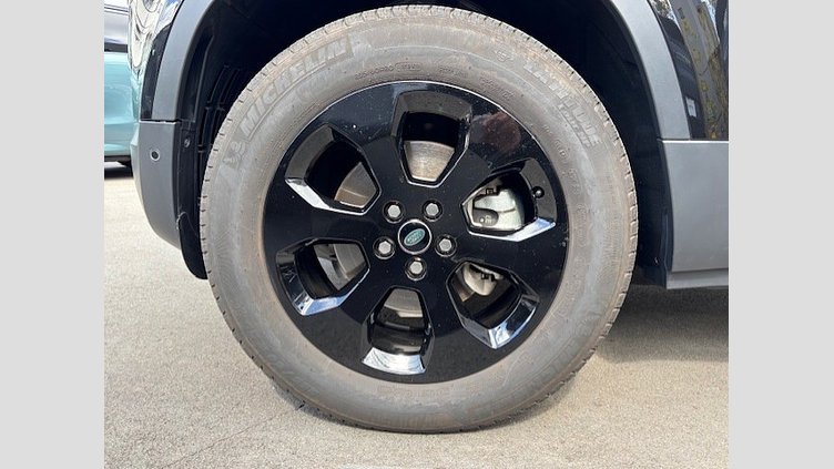 2022 認定中古車 Land Rover Defender 90 サントリーニブラック P300 AWD（AT） SE