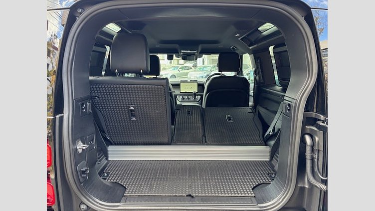 2022 認定中古車 Land Rover Defender 90 サントリーニブラック P300 AWD（AT） SE