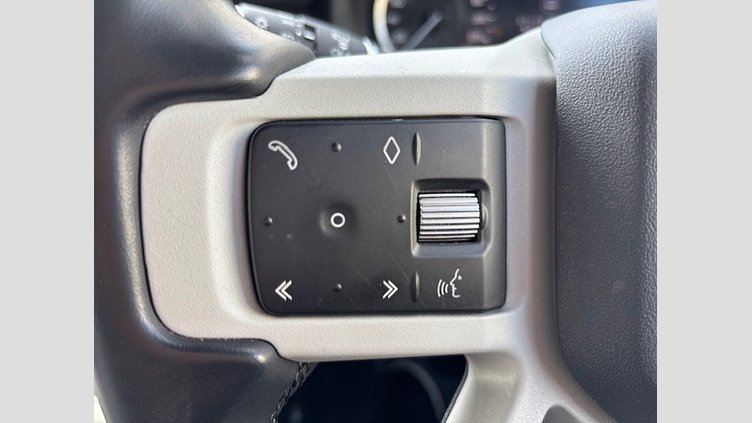 2022 認定中古車 Land Rover Defender 90 サントリーニブラック P300 AWD（AT） SE