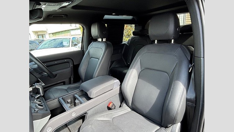 2022 認定中古車 Land Rover Defender 90 サントリーニブラック P300 AWD（AT） SE