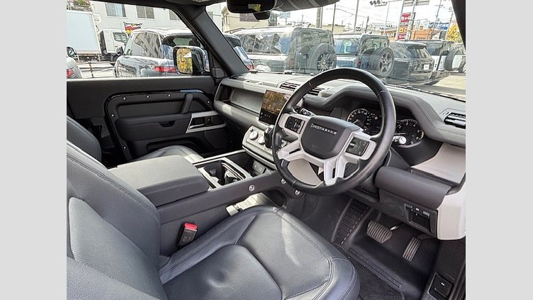2022 認定中古車 Land Rover Defender 90 サントリーニブラック P300 AWD（AT） SE