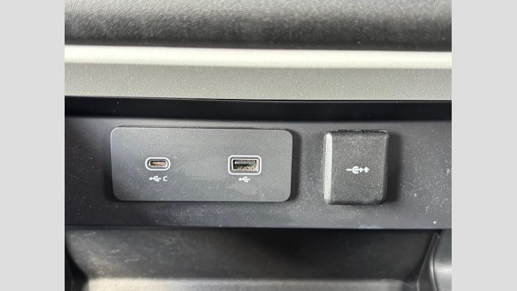 2022 認定中古車 Land Rover Defender 90 サントリーニブラック P300 AWD（AT） SE