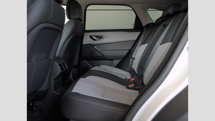 2024 認定中古車 Land Rover Range Rover Velar フジホワイト P400eプラグインハイブリッド（ガソリン） スタンダードホイールベース Dynamic HSE