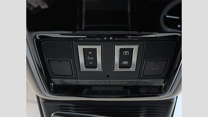 Range Rover Velar 35