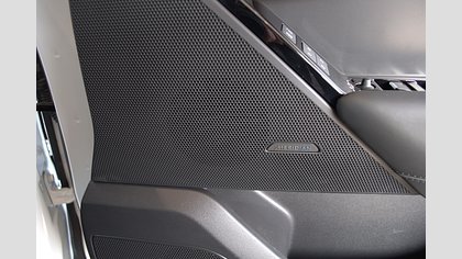 Range Rover Velar 40