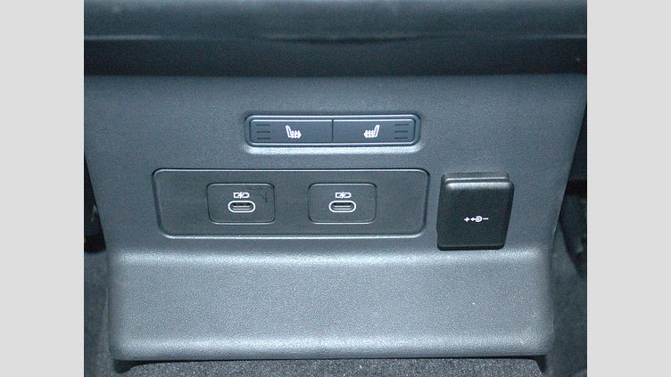 2024 認定中古車 Land Rover Range Rover Velar フジホワイト P400eプラグインハイブリッド（ガソリン） スタンダードホイールベース Dynamic HSE