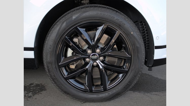 2024 認定中古車 Land Rover Range Rover Velar フジホワイト P400eプラグインハイブリッド（ガソリン） スタンダードホイールベース Dynamic HSE