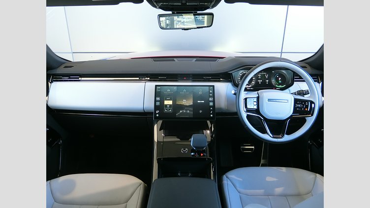 2024 認定中古車 Land Rover Range Rover Sport フィレンツェレッド P550eプラグインハイブリッド（ガソリン） スタンダードホイールベース Dynamic SE