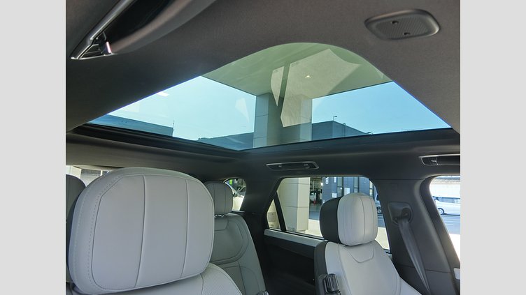 2024 認定中古車 Land Rover Range Rover Sport フィレンツェレッド P550eプラグインハイブリッド（ガソリン） スタンダードホイールベース Dynamic SE