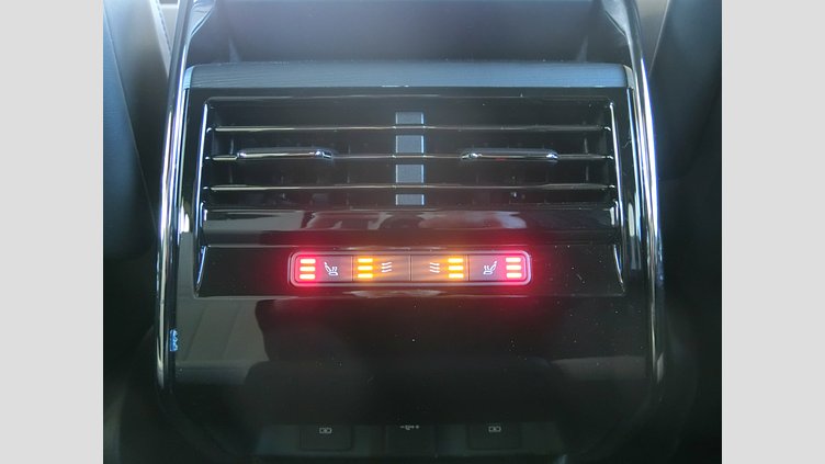 2024 認定中古車 Land Rover Range Rover Sport フィレンツェレッド P550eプラグインハイブリッド（ガソリン） スタンダードホイールベース Dynamic SE