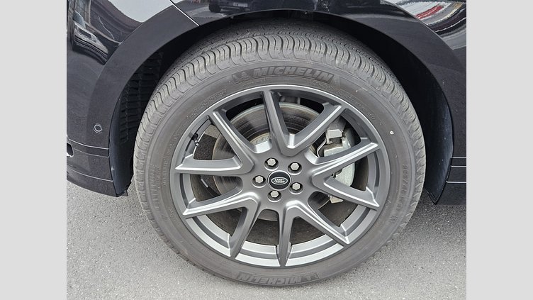 2024 認定中古車 Land Rover Range Rover Velar サントリーニブラック P400eプラグインハイブリッド（ガソリン） スタンダードホイールベース Dynamic HSE