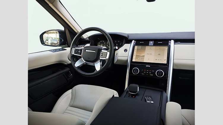 2024 Approved Land Rover Discovery Santorini Black D250 Diesel MHEV STANDARD WHEELBASE S