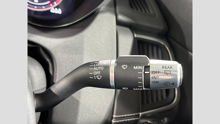 2021 認定中古車 Jaguar E-Pace ハクバシルバー D200 AWD（オートマチック） R-DYNAMIC S