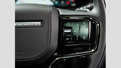 Range Rover Velar 11